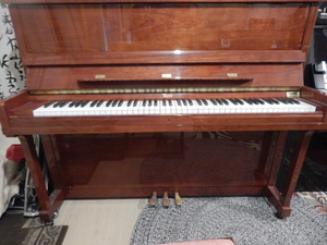 Vends piano BORD B-118